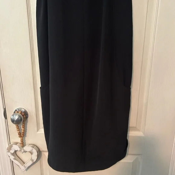 Hugo Boss Elegant Black Dress with Ties at Neck - Picture 3 of 12